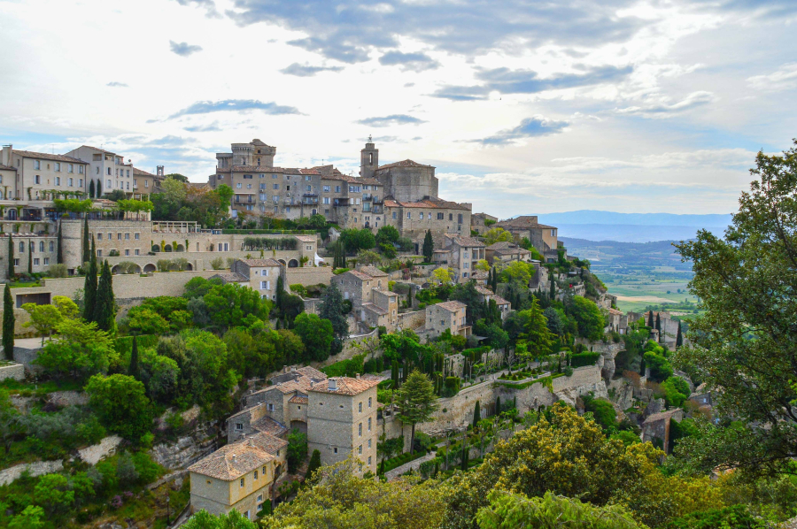 Hoe kies je de beste camping voor een motorvakantie